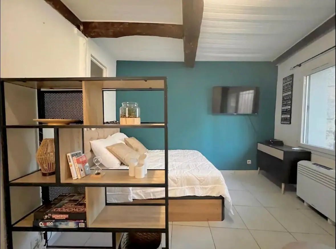 Le Viala, Studio Dans Le Centre Historique De Hyères France