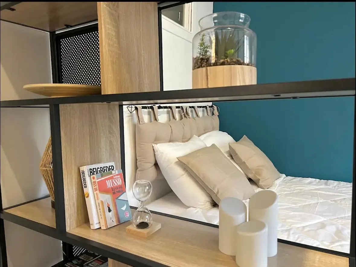 Le Viala, Studio Dans Le Centre Historique De Hyères Appartement